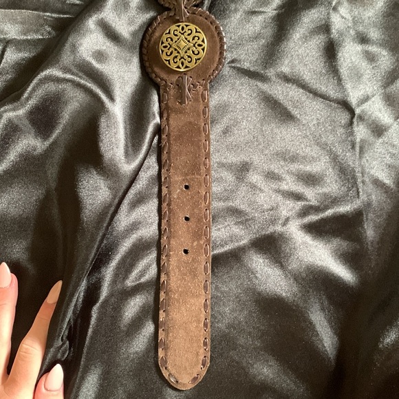 Ornate Suede Leather Belt - Picture 5 of 7